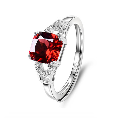 RED GARNET STERLING SILVER RING - CLASSIC